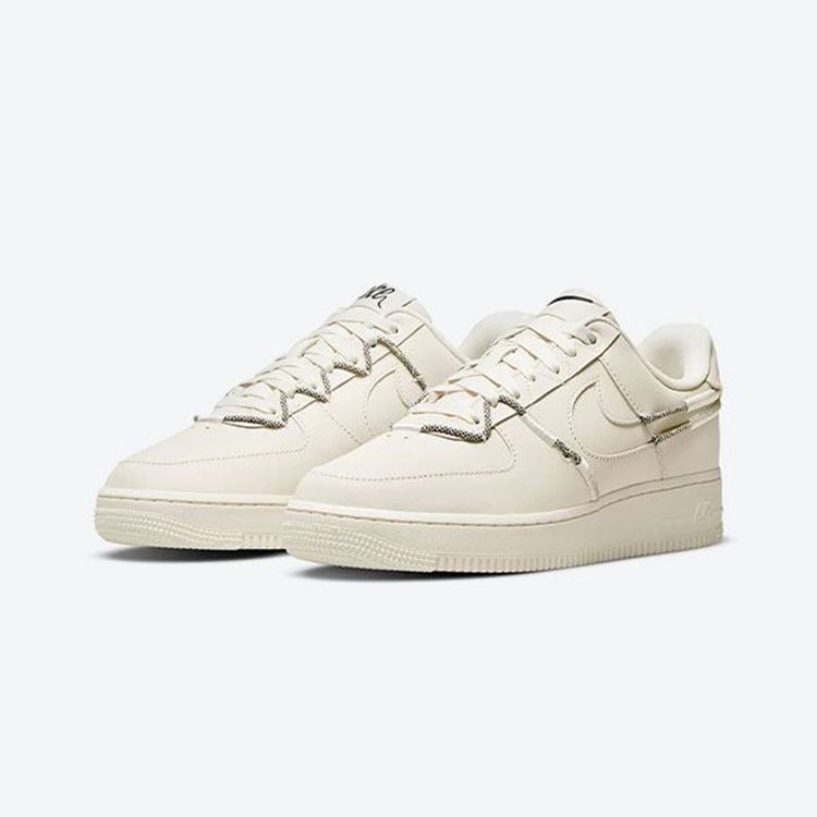 تصویر کتونی نایک ایرفورس 1 بندی کرم