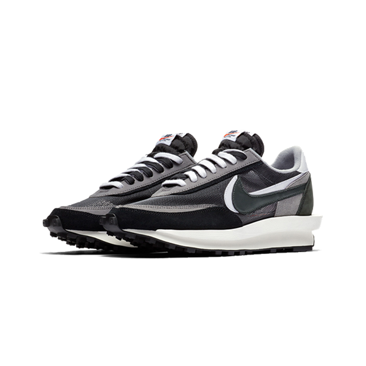 تصویر Nike Sacai Grey